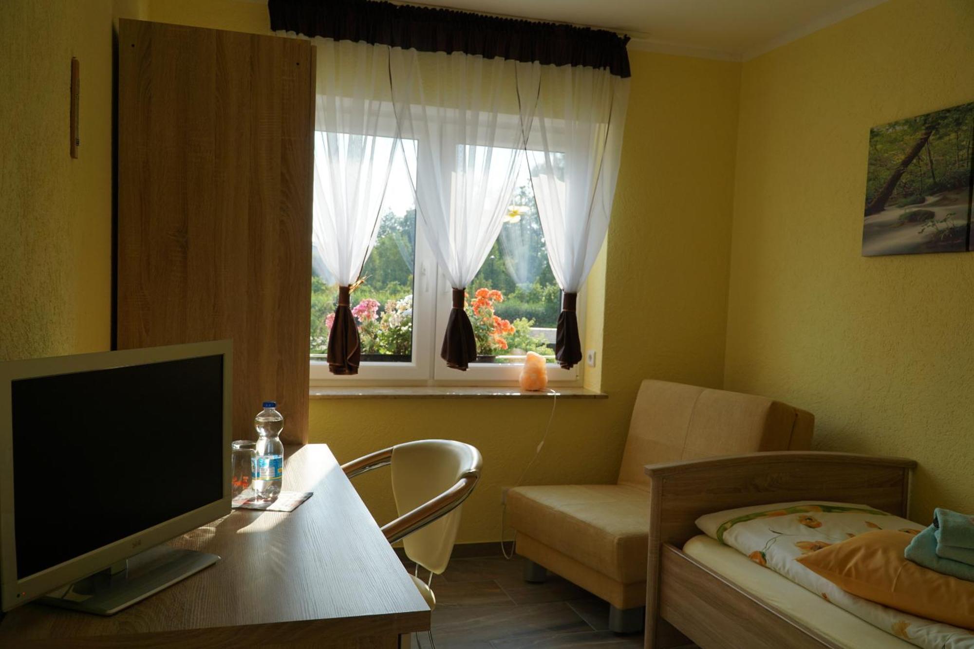 Pension Andrea Lugau Room photo